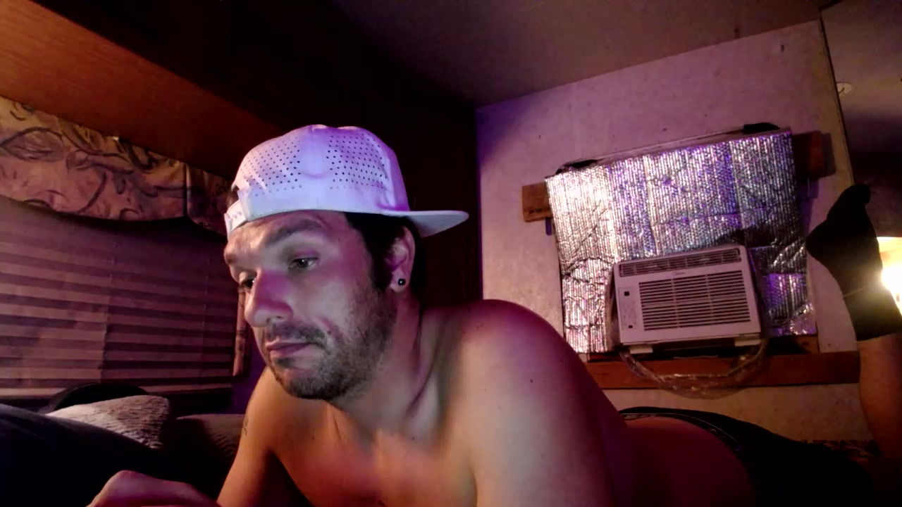 1994whiteeBoi Live Cam Screenshot – 2025-08-05 09:20:08