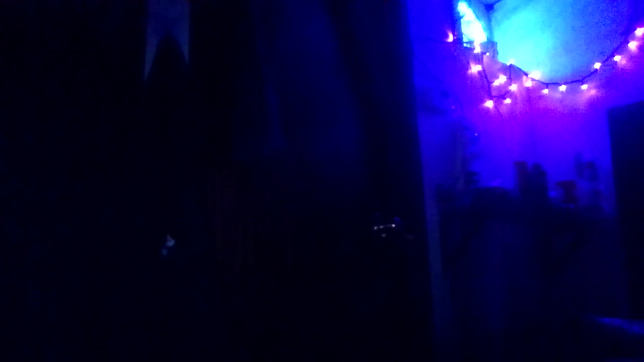 1994whiteeBoi Live Cam Screenshot – 2025-08-14 00:34:36