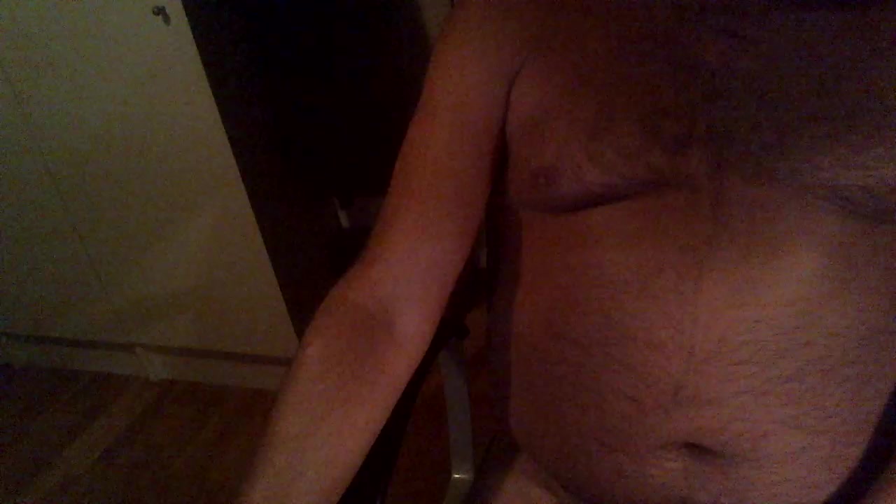 19Mike7806 Live Cam Screenshot – 2025-08-23 22:59:22
