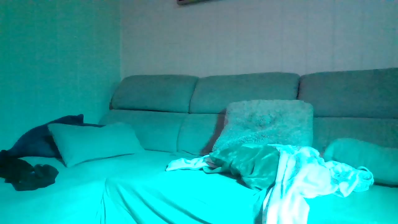 1Ours1Rebeu Live Cam Screenshot – 2025-08-04 02:48:48