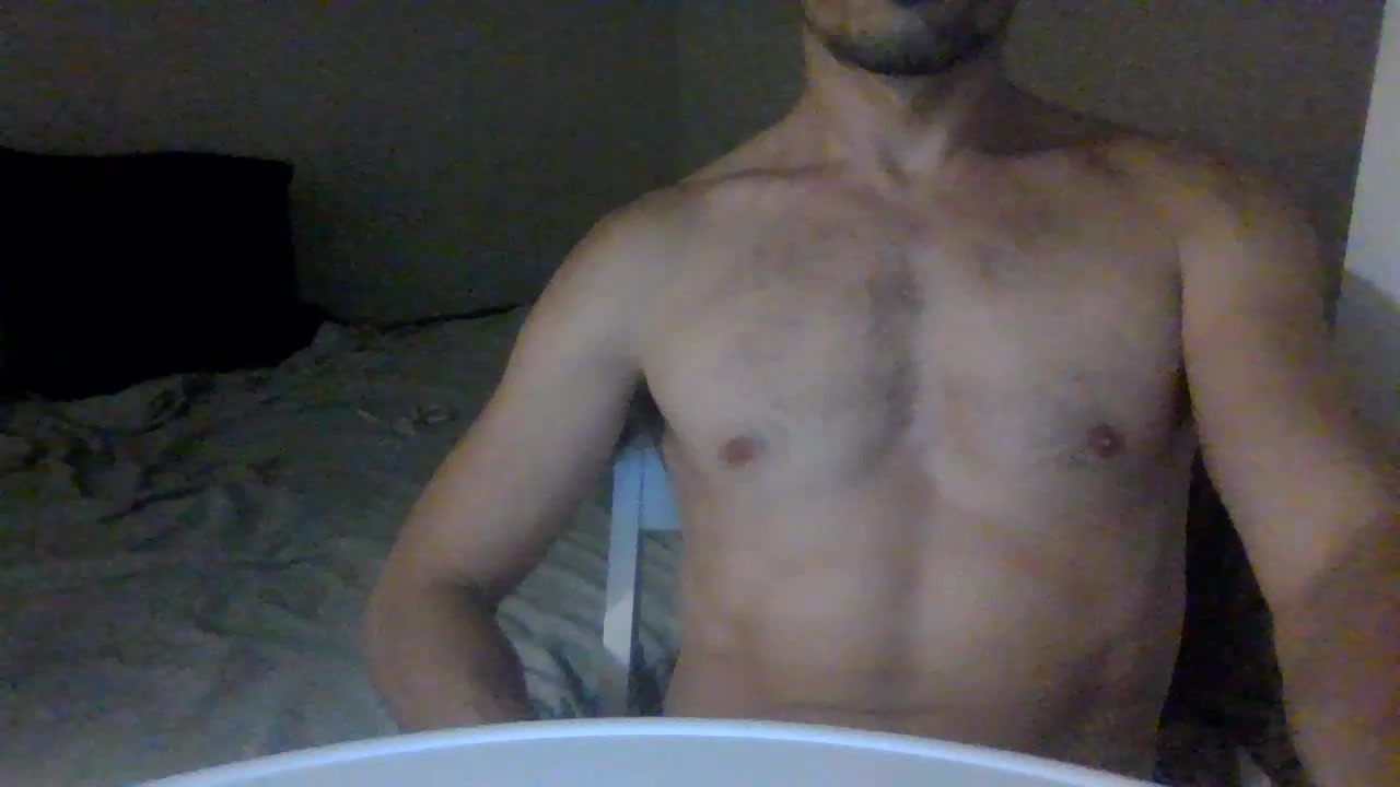 233758 Live Cam Screenshot – 2025-08-08 00:16:49
