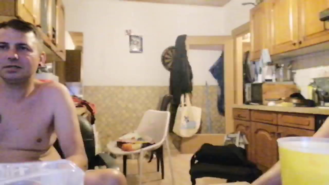 4wixxxen Live Cam Screenshot – 2025-08-13 23:18:42