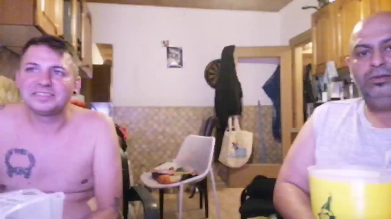 4wixxxen Live Cam Screenshot – 2025-08-14 01:06:35