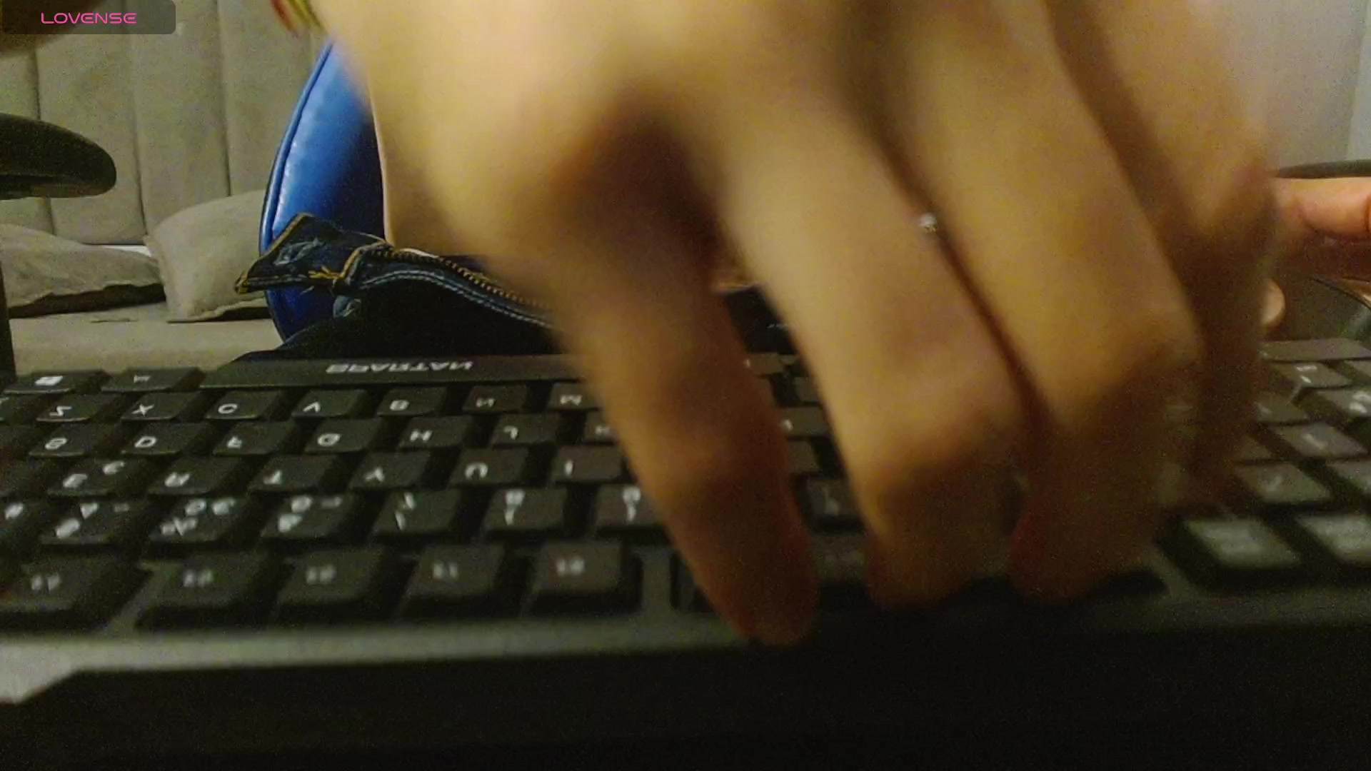 ASMODE_SEXYBOY Live Cam Screenshot – 2025-08-04 17:33:59