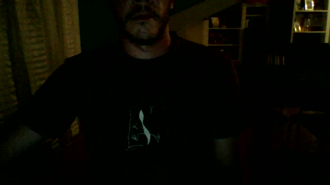 Alesexy1983 Live Cam Screenshot – 2025-08-16 20:06:32