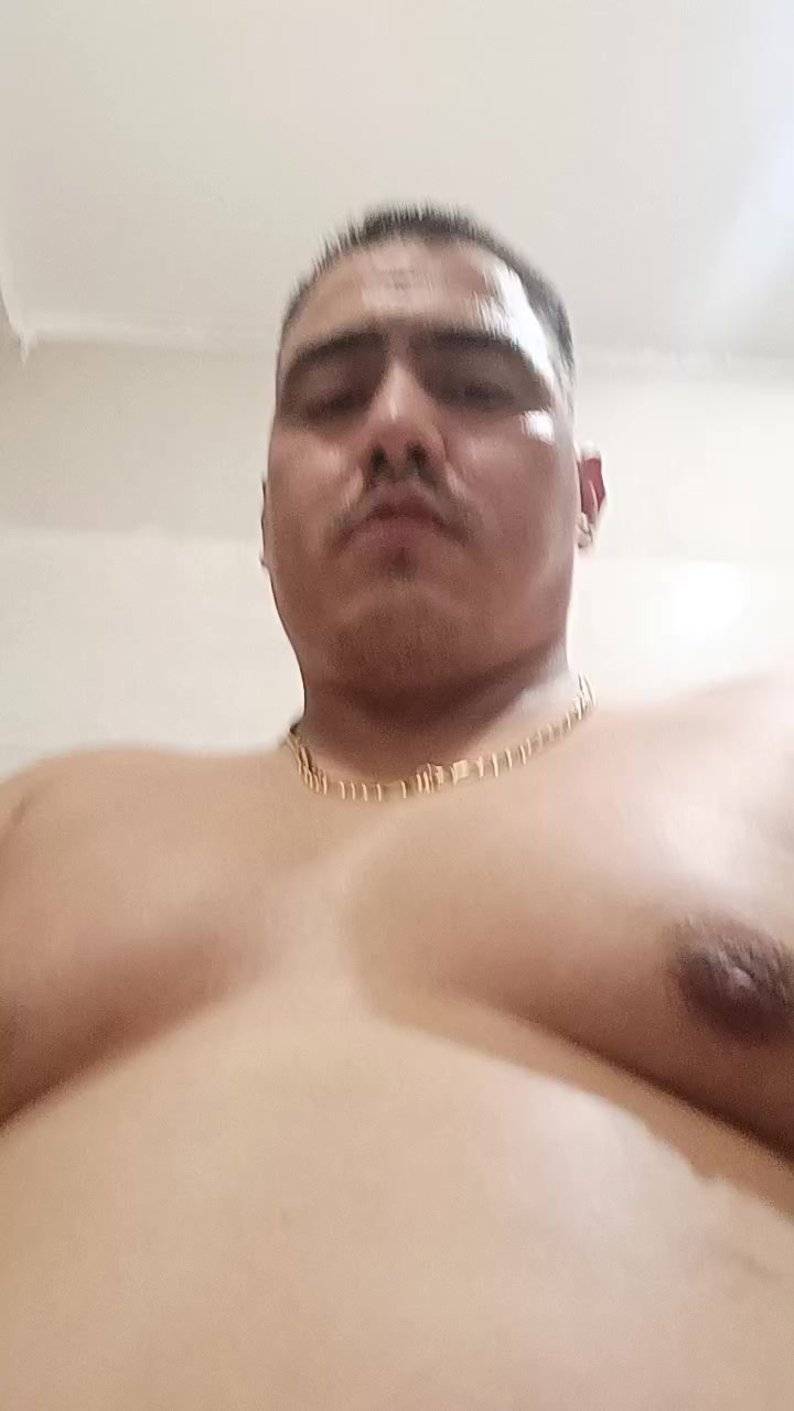 AlexCabezaDura4 Live Cam Screenshot – 2025-08-24 04:56:44