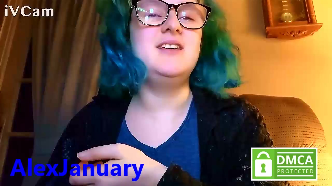 AlexJanuary Live Cam Screenshot – 2025-08-05 01:04:43