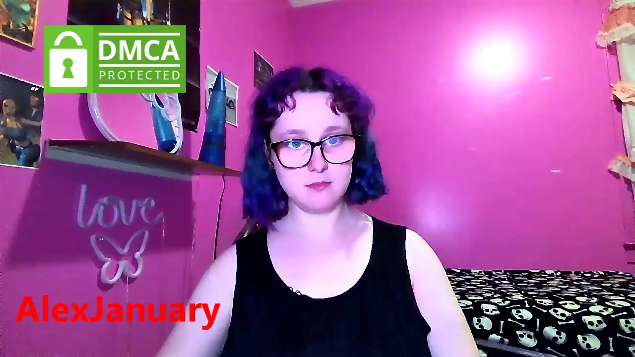 AlexJanuary Live Cam Screenshot – 2025-08-20 22:26:40