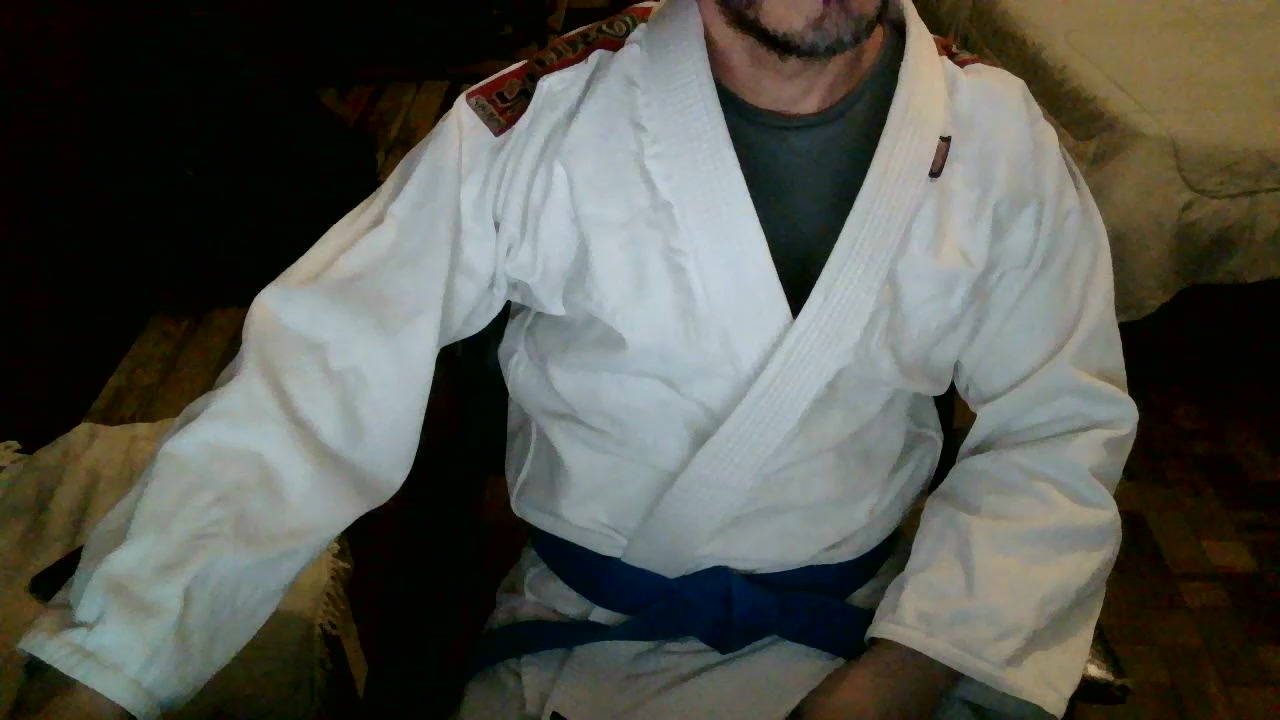 AmoMaduros Live Cam Screenshot – 2025-08-04 21:56:29