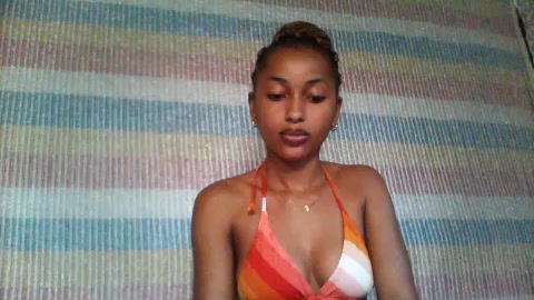 Anousca Live Cam Screenshot – 2025-08-16 05:31:37