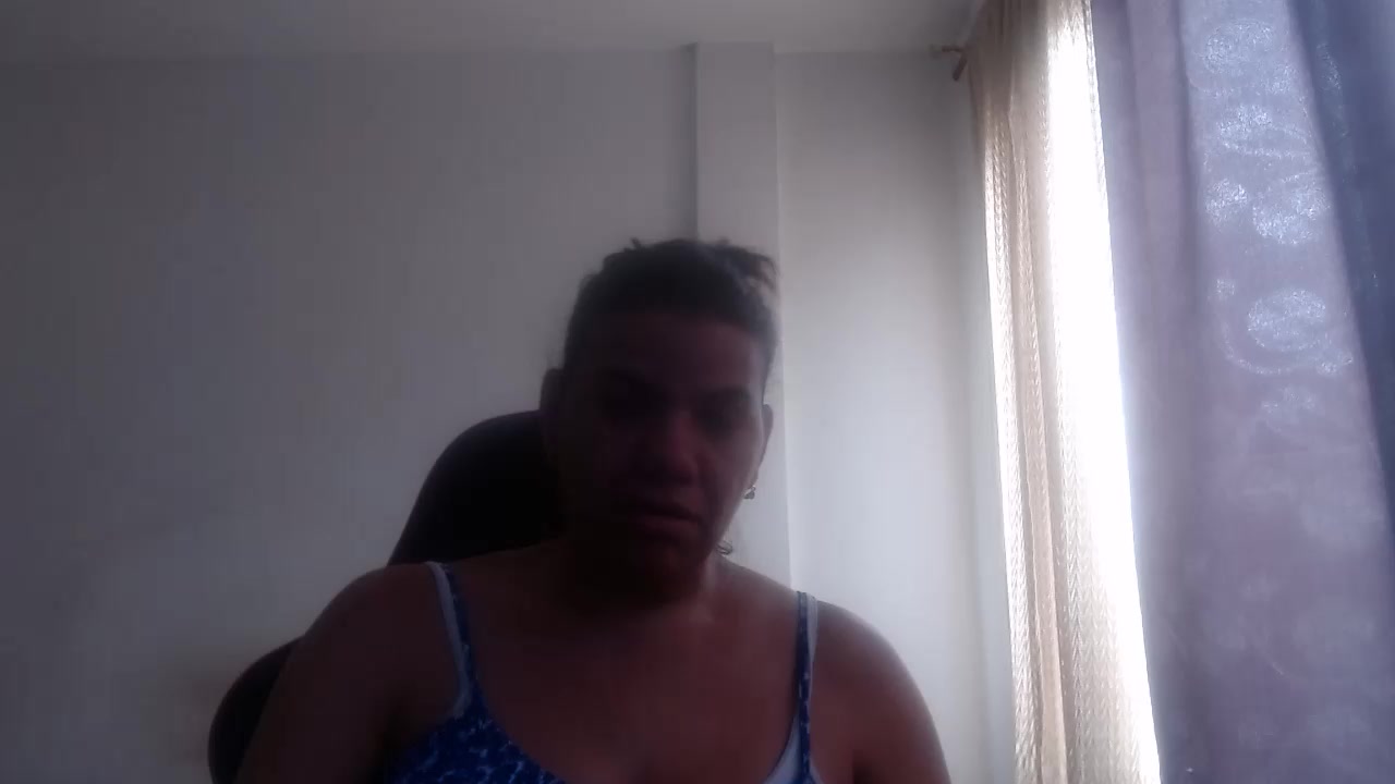 Ariannalovel Live Cam Screenshot – 2025-08-19 17:45:37