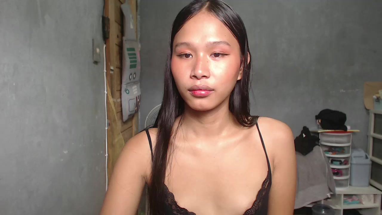 Ashianna69 Live Cam Screenshot – 2025-08-08 05:13:38