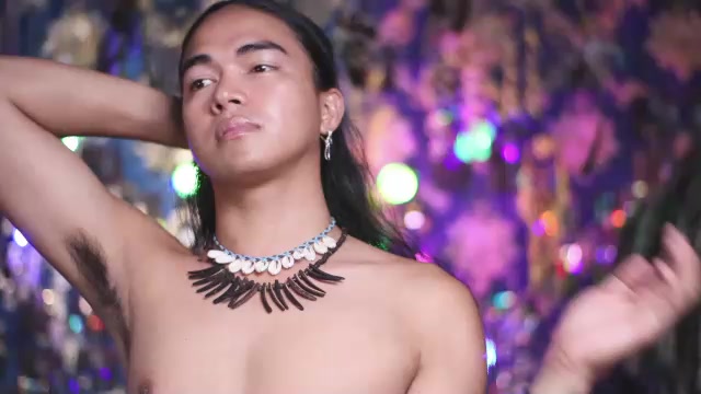 AsianTwoSpirit Live Cam Screenshot – 2025-08-15 02:39:41