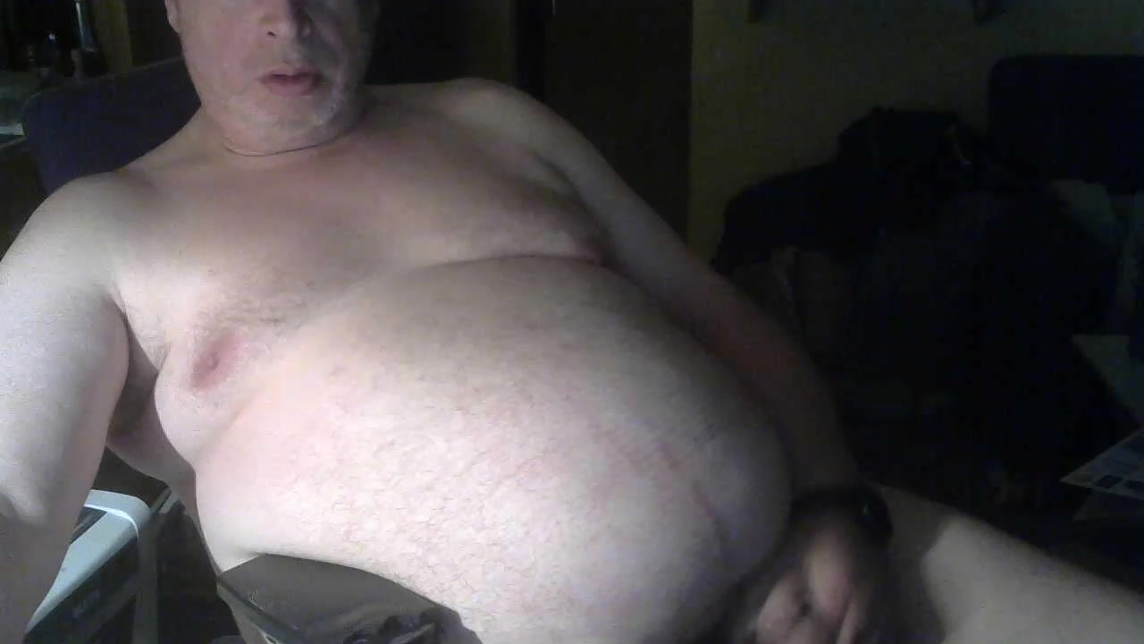 BIGCHUBBYDEVOT Live Cam Screenshot – 2025-08-13 20:19:00
