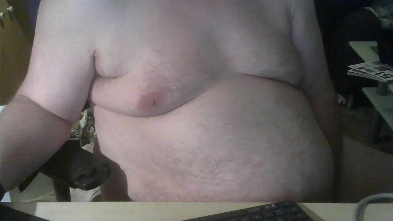BIGCHUBBYDEVOT Live Cam Screenshot – 2025-08-27 19:54:33