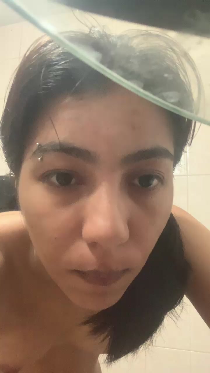 BabyJulisz Live Cam Screenshot – 2025-08-06 01:34:47