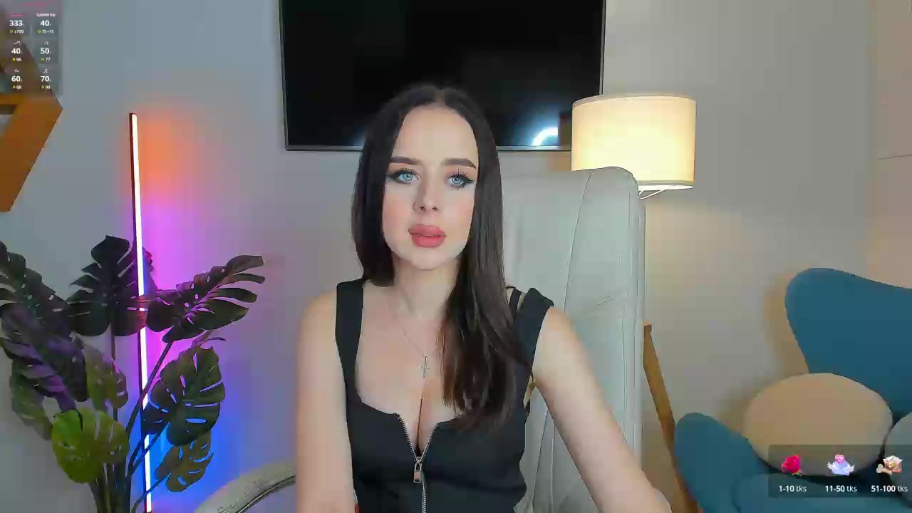 Baby__Lola Live Cam Screenshot – 2025-08-04 07:12:22