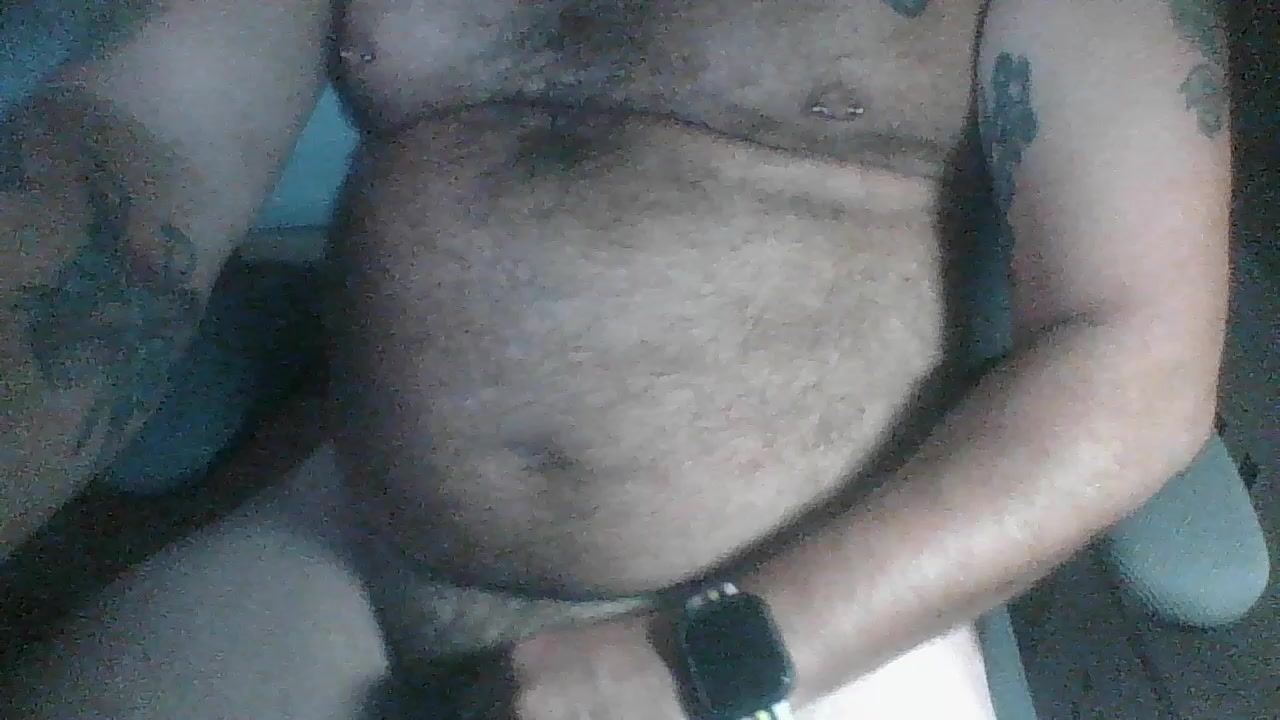 Bearhot4 Live Cam Screenshot – 2025-08-04 22:34:50