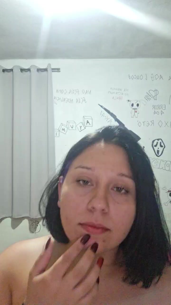 Beatriz019 Live Cam Screenshot – 2025-08-27 22:08:58