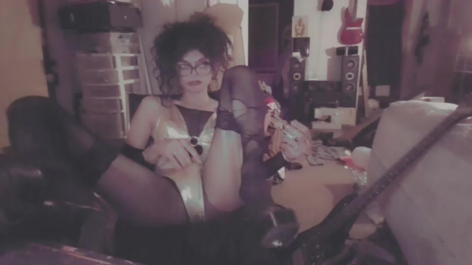 Belleofthebrawl Live Cam Screenshot – 2025-09-08 07:28:17