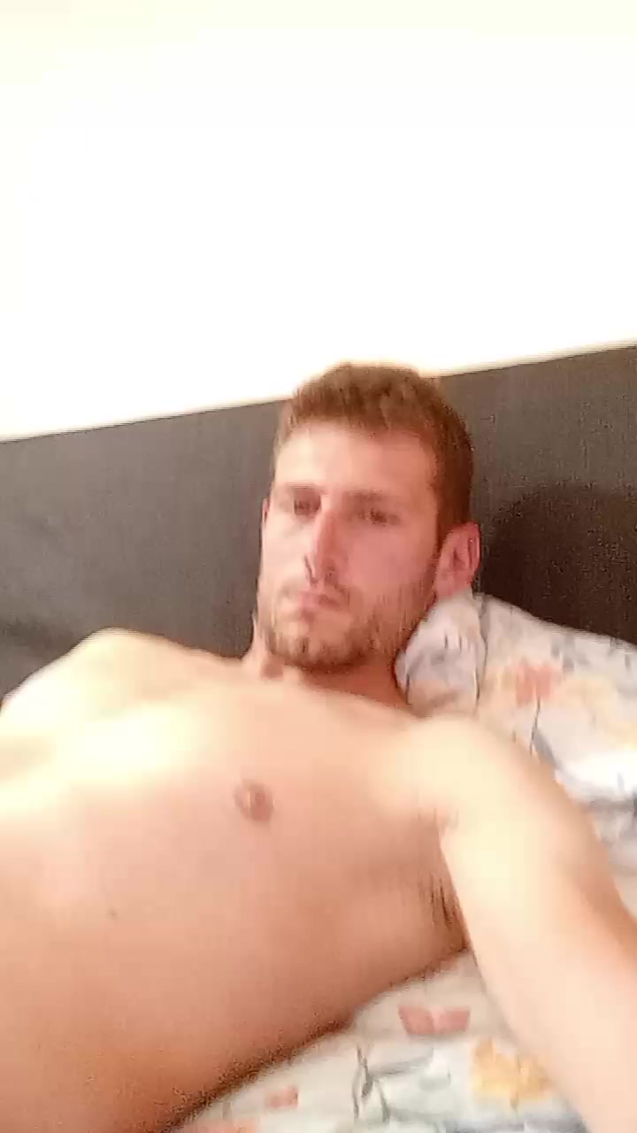 Benitoushow Live Cam Screenshot – 2025-08-04 21:06:37