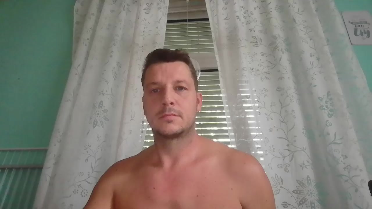Bennyboy848 Live Cam Screenshot – 2025-08-04 06:14:28
