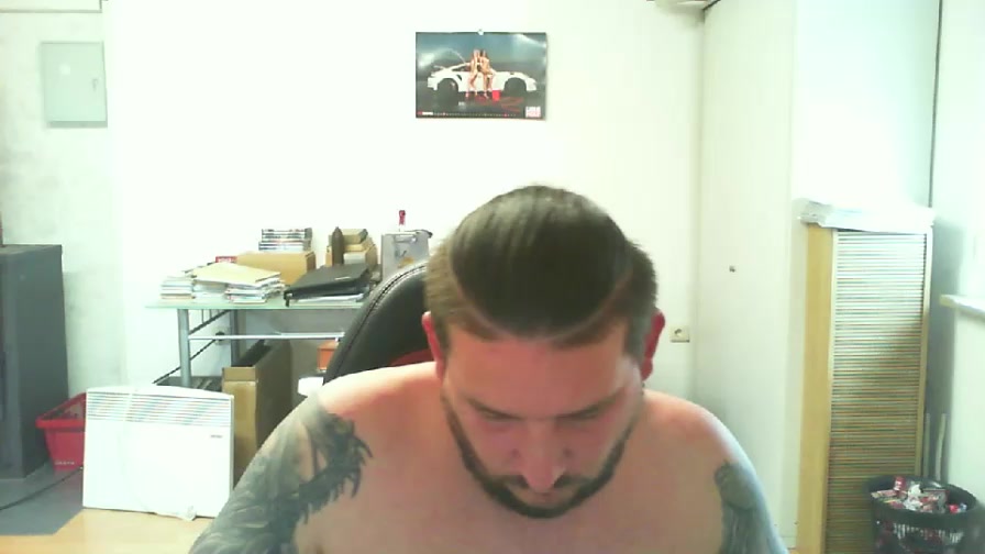 BenutzeMich666 Live Cam Screenshot – 2025-08-04 15:11:17