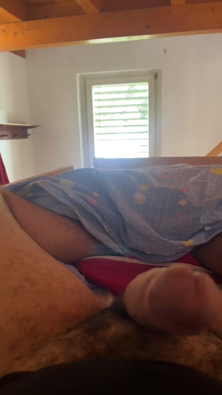 Bigpotato24 Live Cam Screenshot – 2025-08-18 08:44:09