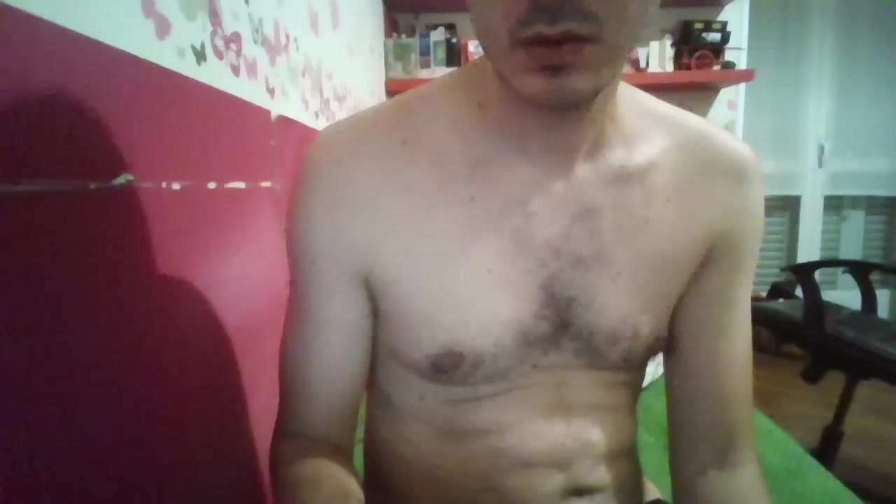 Blaise_ Live Cam Screenshot – 2025-08-05 22:16:45