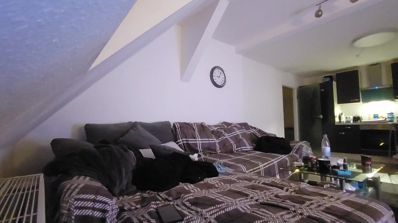 BoyStute90 Live Cam Screenshot – 2025-08-04 00:55:12