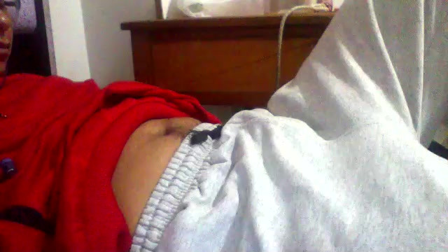 Bravaz0 Live Cam Screenshot – 2025-08-04 01:12:42