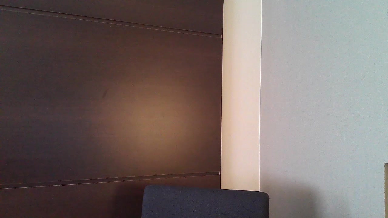 BruceWayne_34 Live Cam Screenshot – 2025-08-08 13:00:17