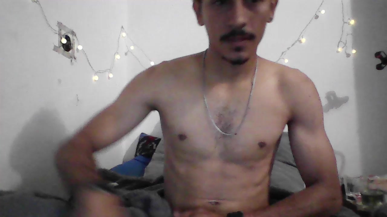 Camilo9720 Live Cam Screenshot – 2025-08-05 06:34:57