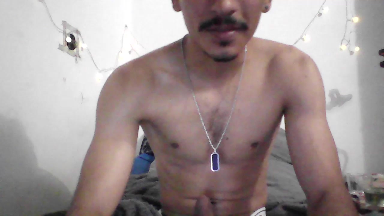 Camilo9720 Live Cam Screenshot – 2025-08-05 07:06:16