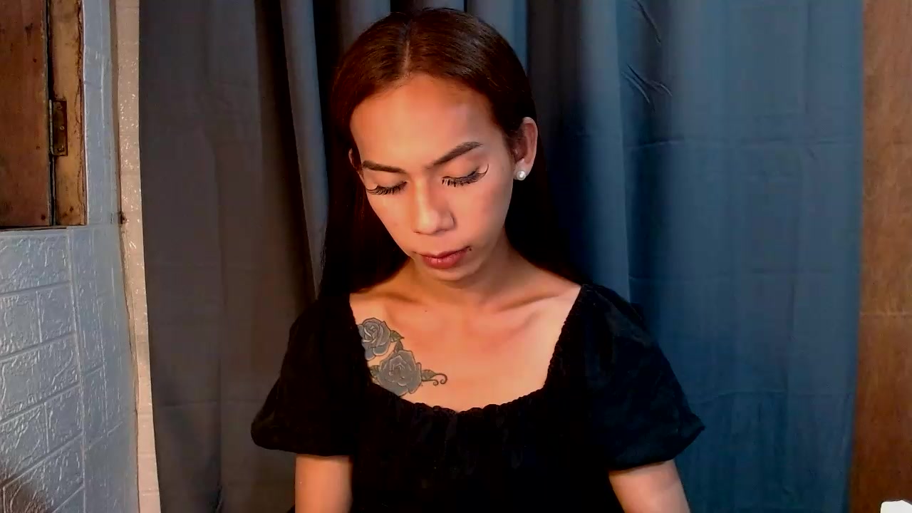 Cathrina_Cock Live Cam Screenshot – 2025-08-08 14:17:39