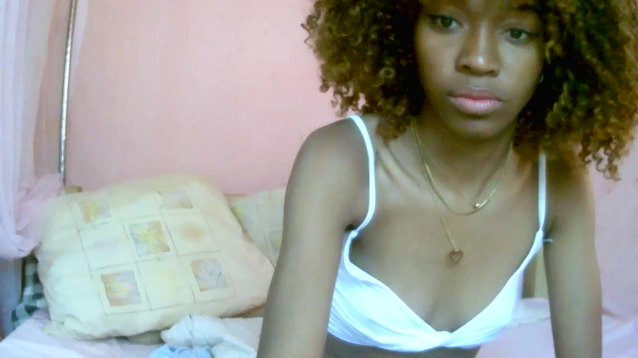 Celi02 Live Cam Screenshot – 2025-09-01 06:18:39