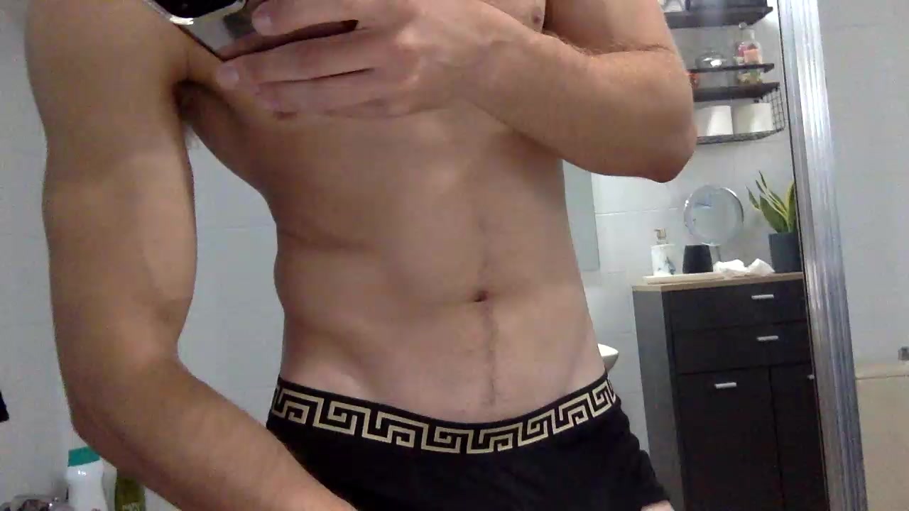 Chavalgym23 Live Cam Screenshot – 2025-08-04 10:36:51