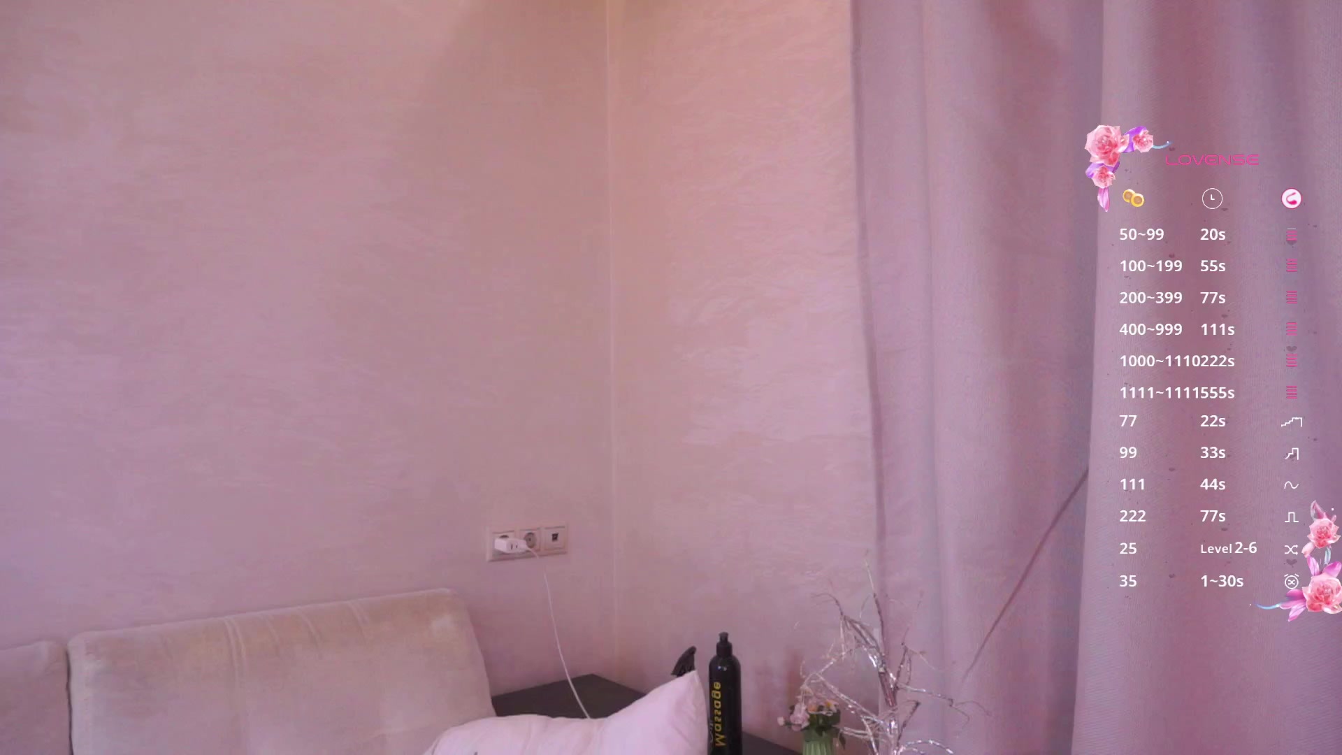 ChristyPacheco Live Cam Screenshot – 2025-10-26 02:10:33