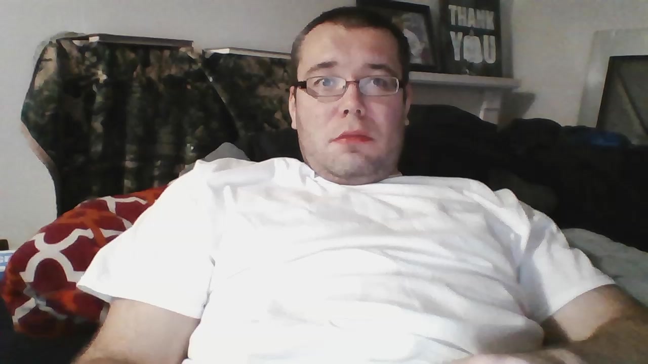 ChubbyFucker07 Live Cam Screenshot – 2025-09-05 03:08:38