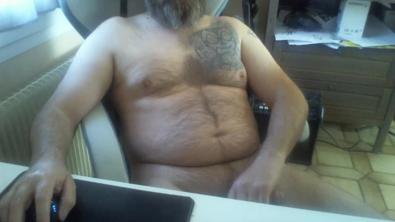 ClementXO Live Cam Screenshot – 2025-08-06 15:40:36