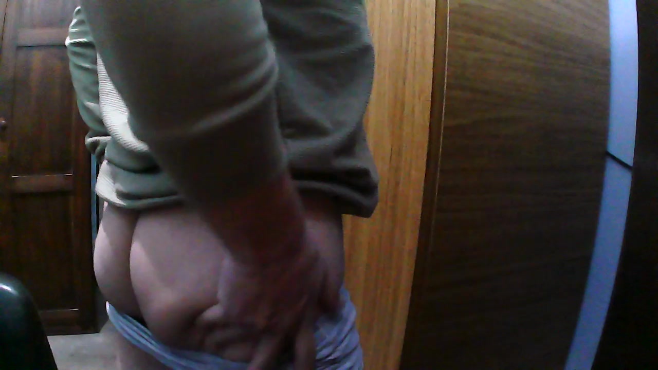 Cococapito2 Live Cam Screenshot – 2025-08-06 00:26:39