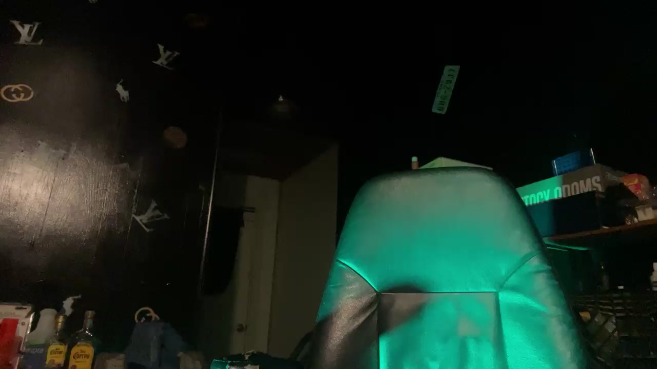 Countryfucking Live Cam Screenshot – 2025-08-06 05:57:08