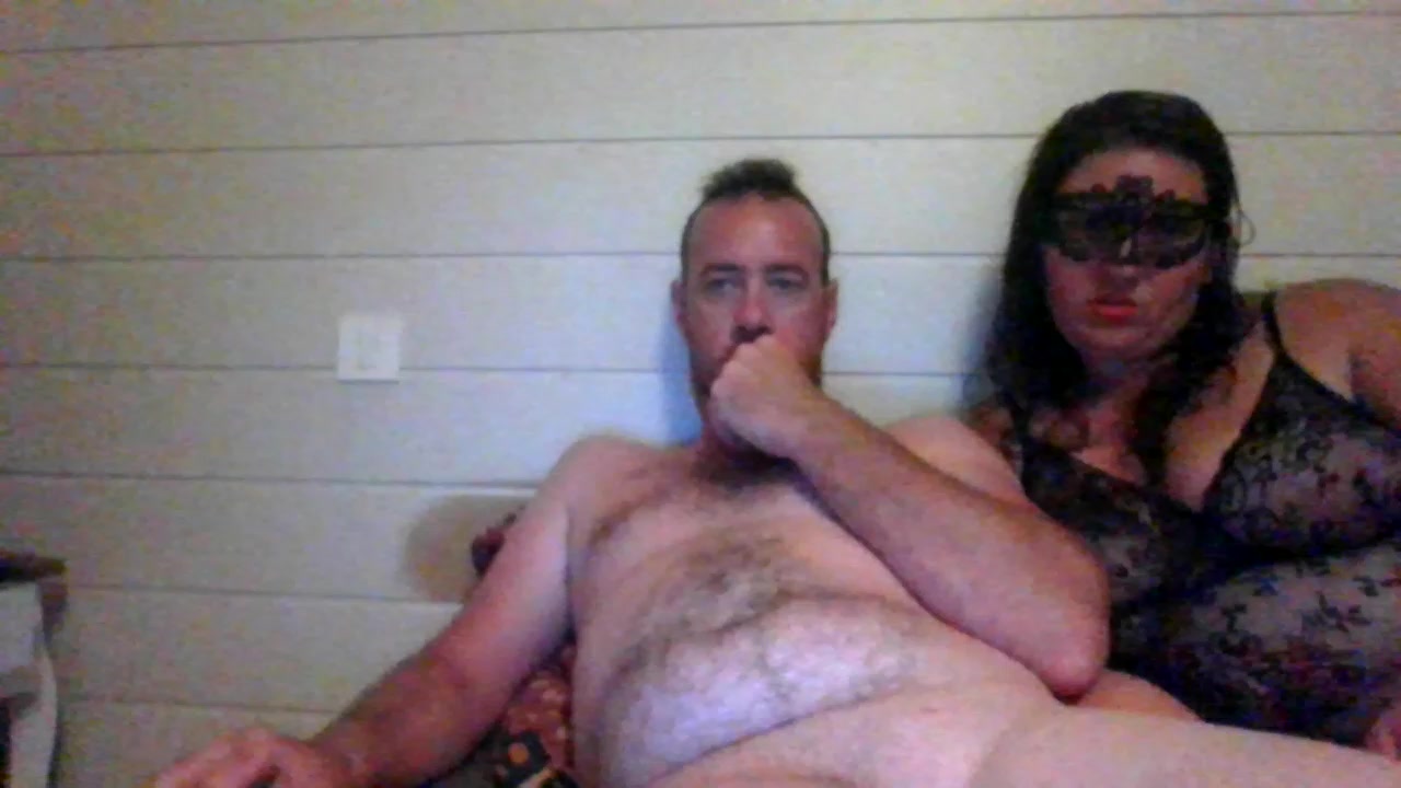 Couplefun066 Live Cam Screenshot – 2025-08-12 19:28:24