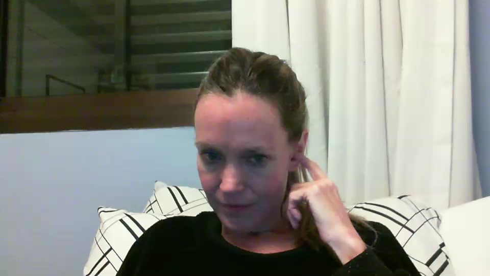 CrazyAnny1 Live Cam Screenshot – 2025-08-18 00:10:29
