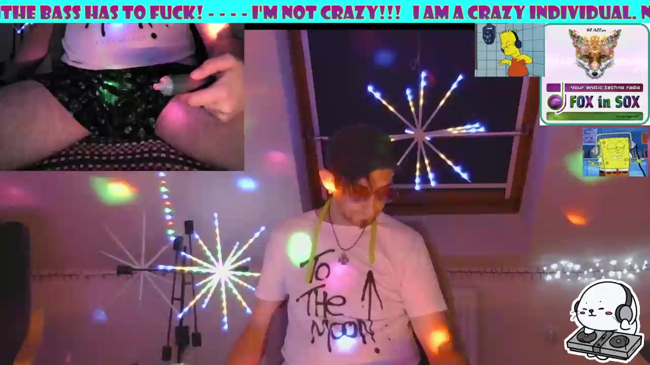 CrazyIndividium Live Cam Screenshot – 2025-08-05 01:23:13
