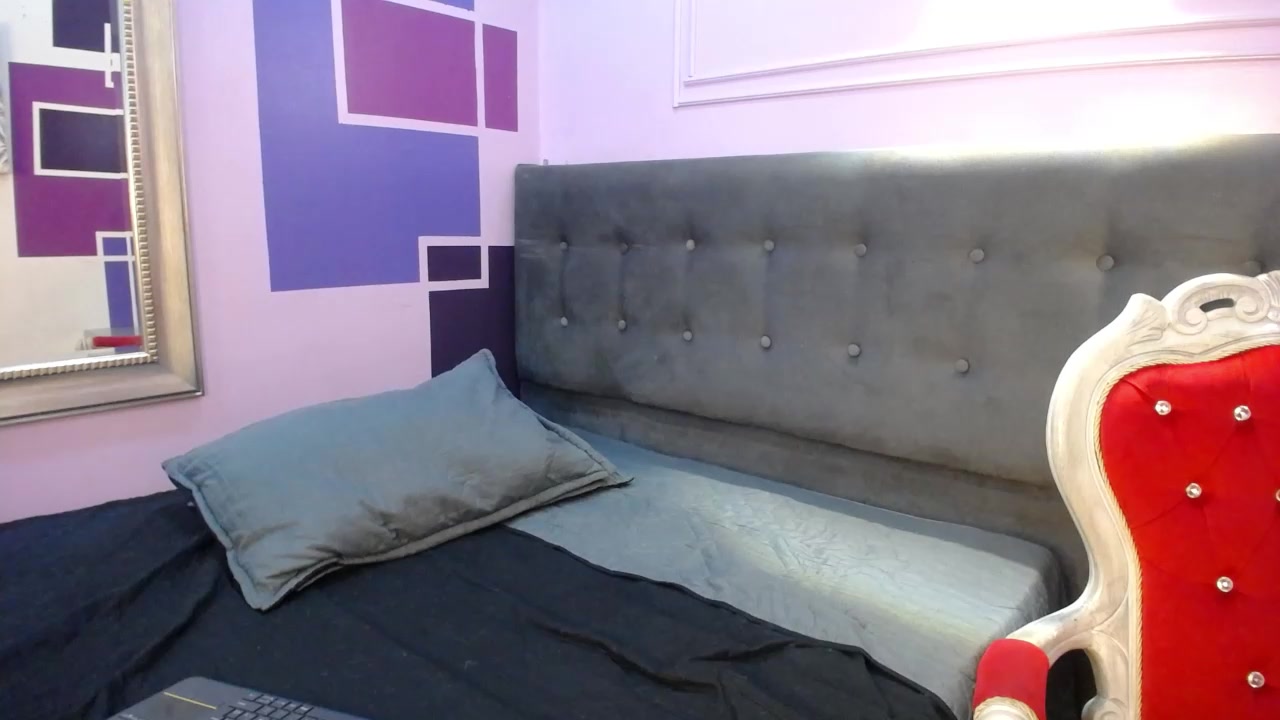 CupcakeeBoy Live Cam Screenshot – 2025-08-08 15:16:16