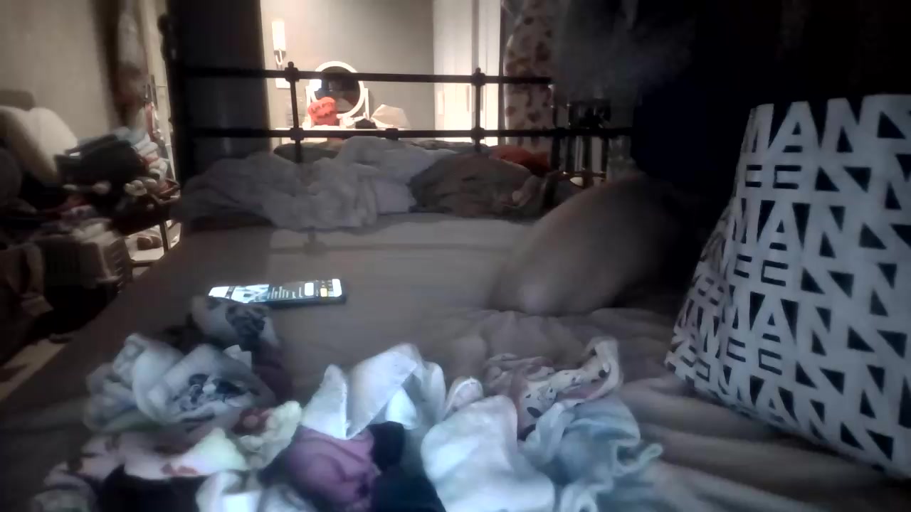 CuteNymfo Live Cam Screenshot – 2025-08-04 00:40:43