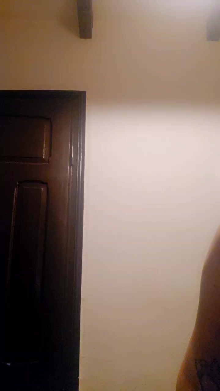 Daddysgirl90 Live Cam Screenshot – 2025-08-18 01:39:01