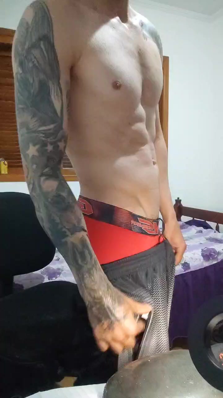 Danielpalacios Live Cam Screenshot – 2025-08-07 00:39:38