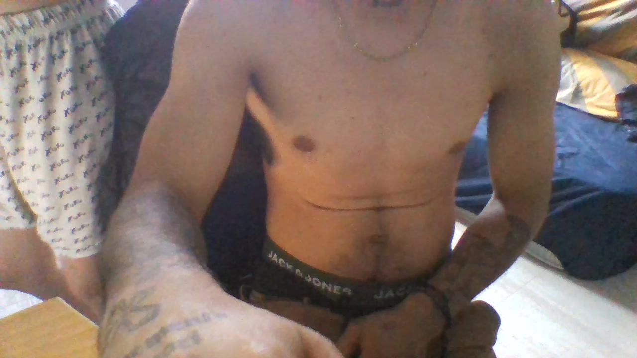 Daniiix25 Live Cam Screenshot – 2025-08-14 18:44:58
